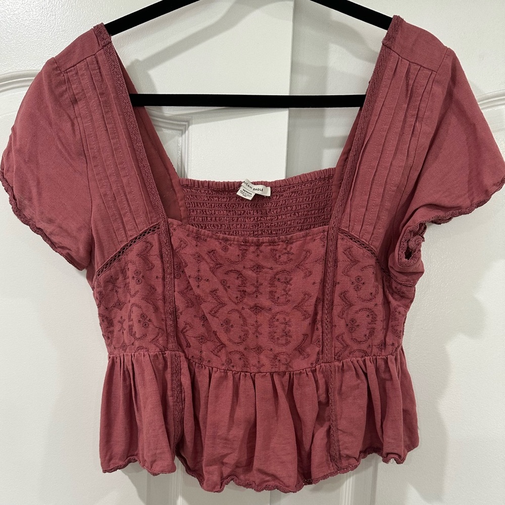 American eagle crop top | feminine & detailed | short sleeve